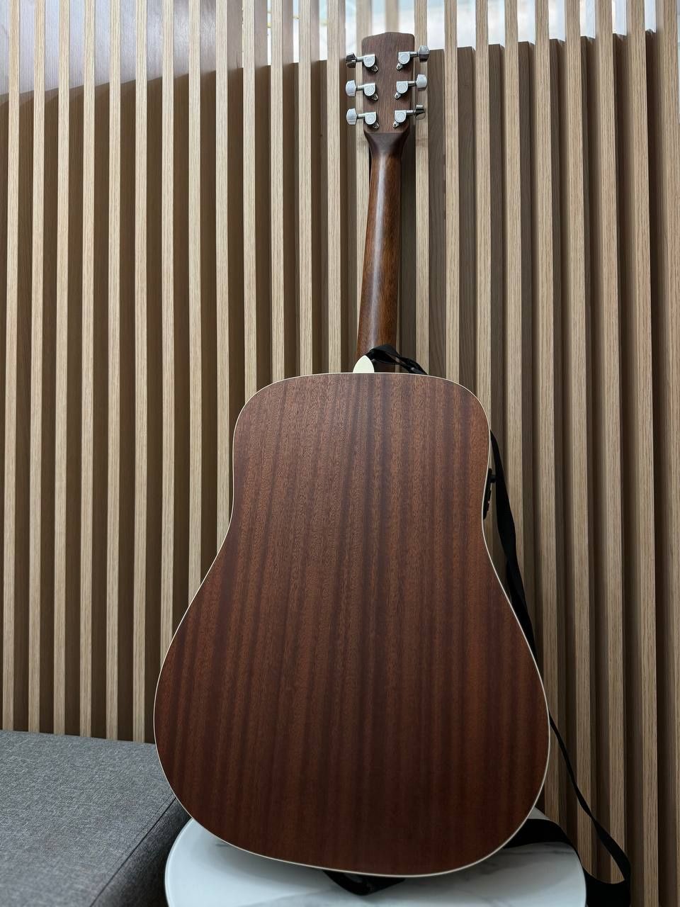 Gitara Cort Earth 70 op