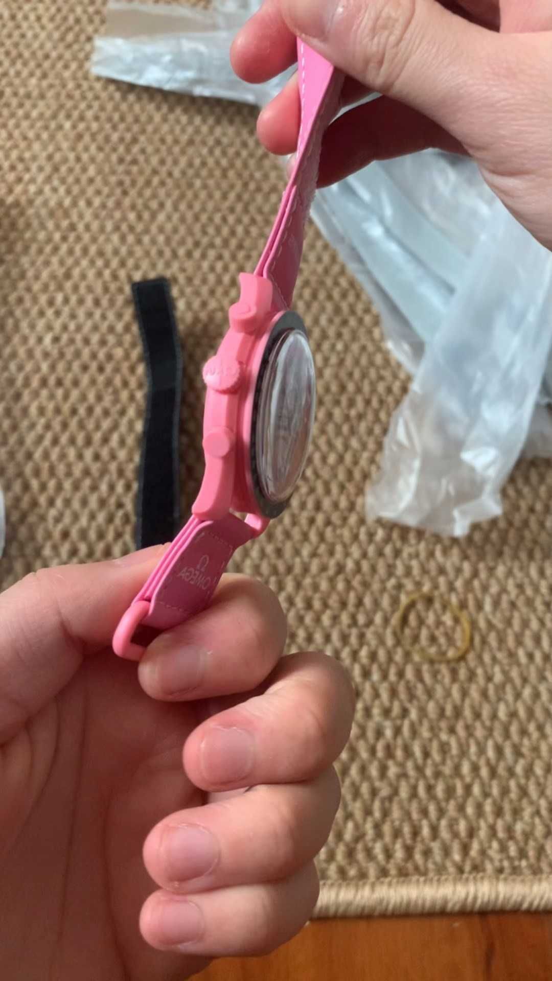 Omega x Swatch Pink Moon SO33P100 - zegarek dobry stan