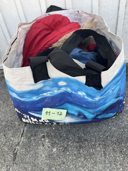 Saco de roupa 30L para menina 11-12 anos