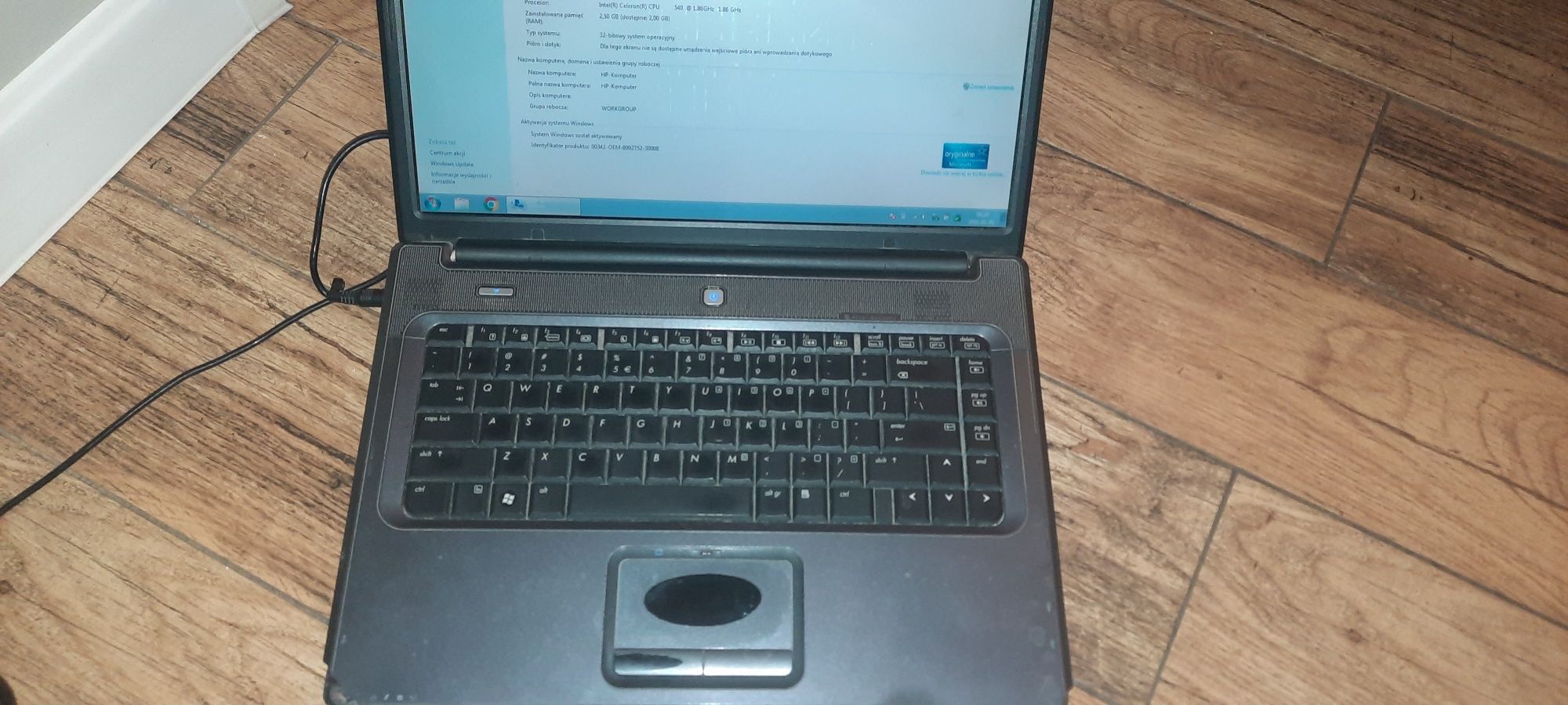 Laptop hp g 7000