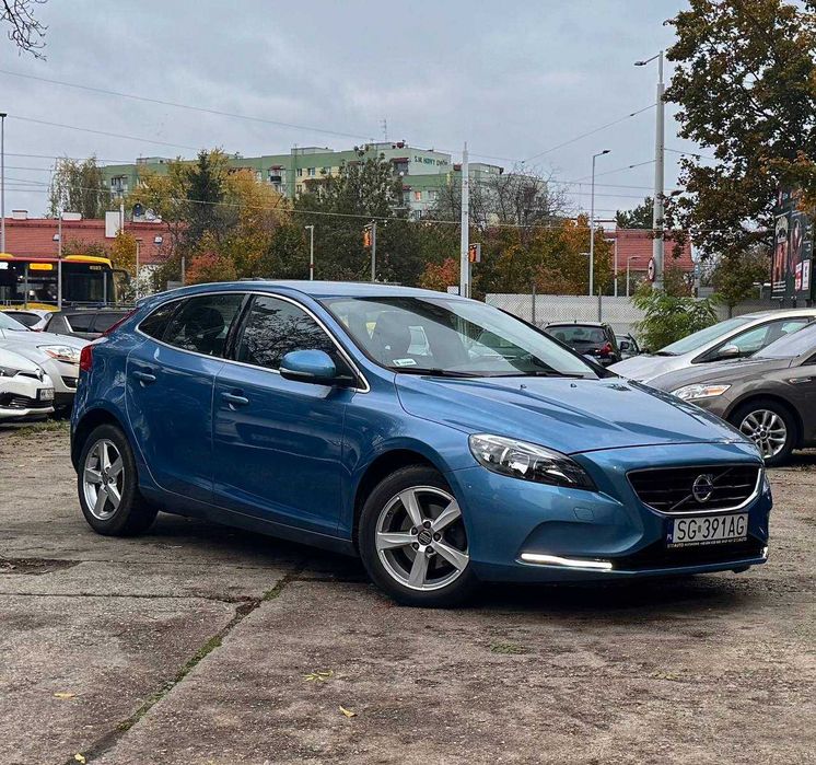 Volvo V40 D2|2.0D 120KM|Klima|Skóry|Hak|Alufelgi|LEDy|2015