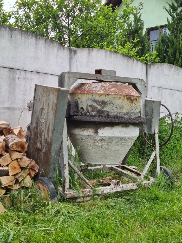 Betoniarka ZM 150L  500V