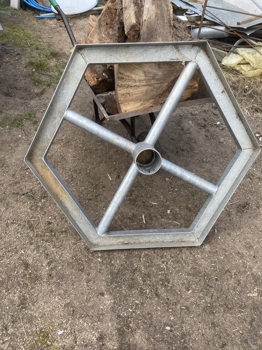 Stojak pod parasol