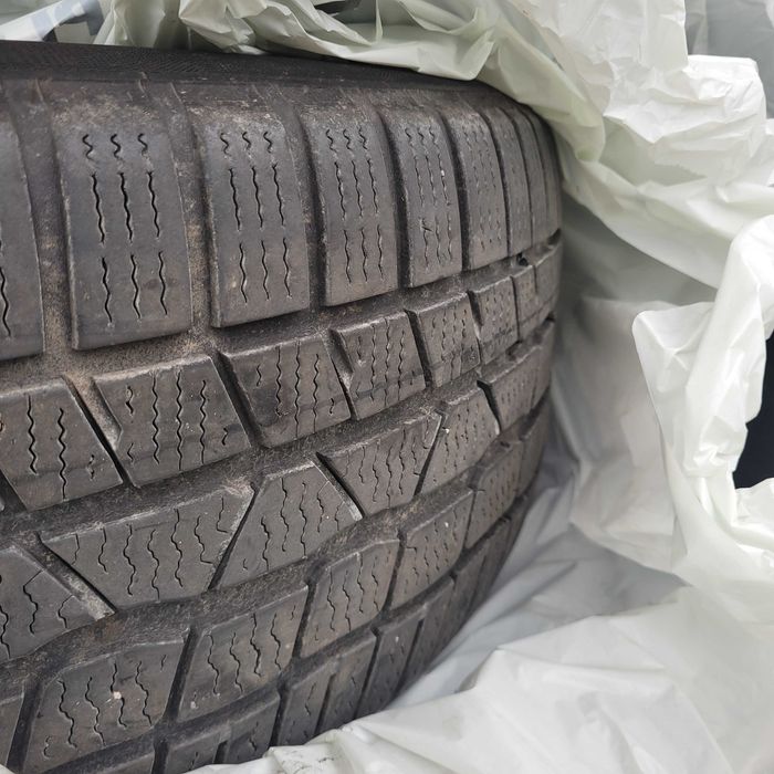 Opony zimowe Continental 225/50 R17