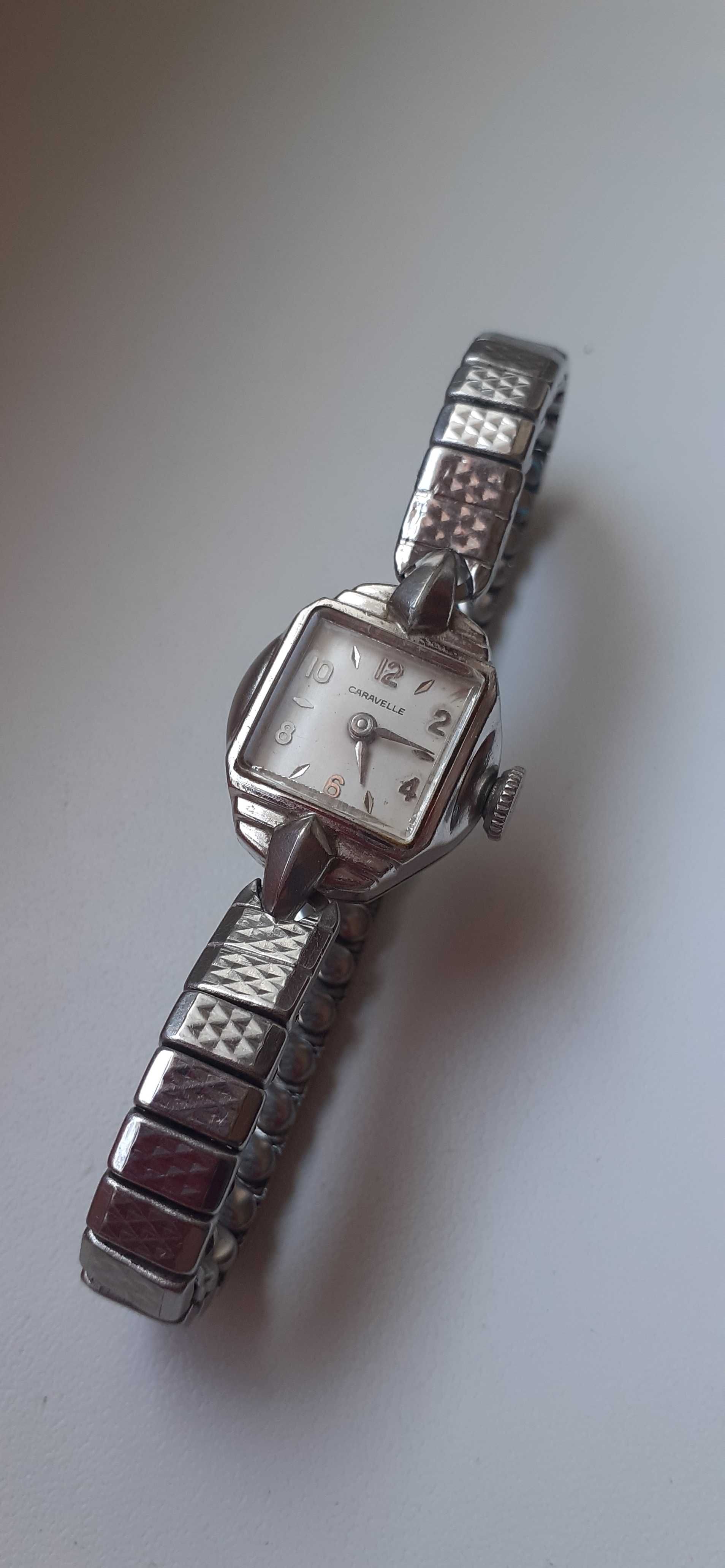 Zegarek z bransoletką CARAVELLE  WATCH Vintage.