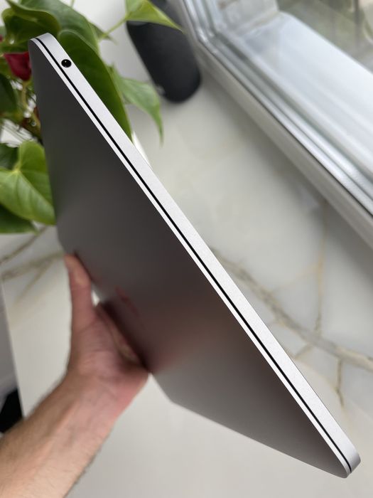 Apple MacBook Pro 13-inch Space Gray with M1 Chip (MYD82LL/A)