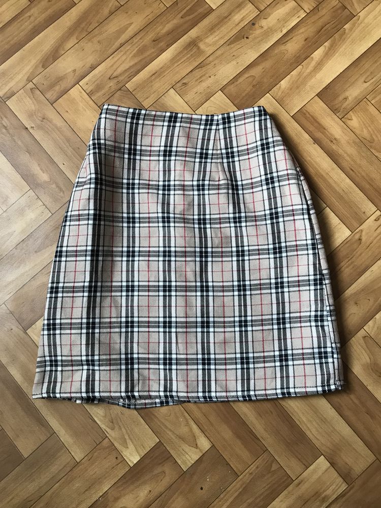 Трендовая юбка в стиле burberry XS-S