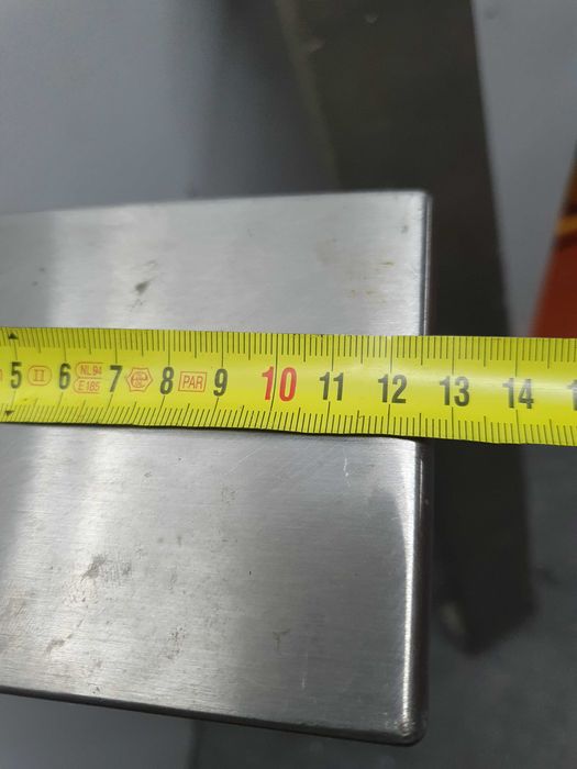 Barras em inox para iluminação indireta