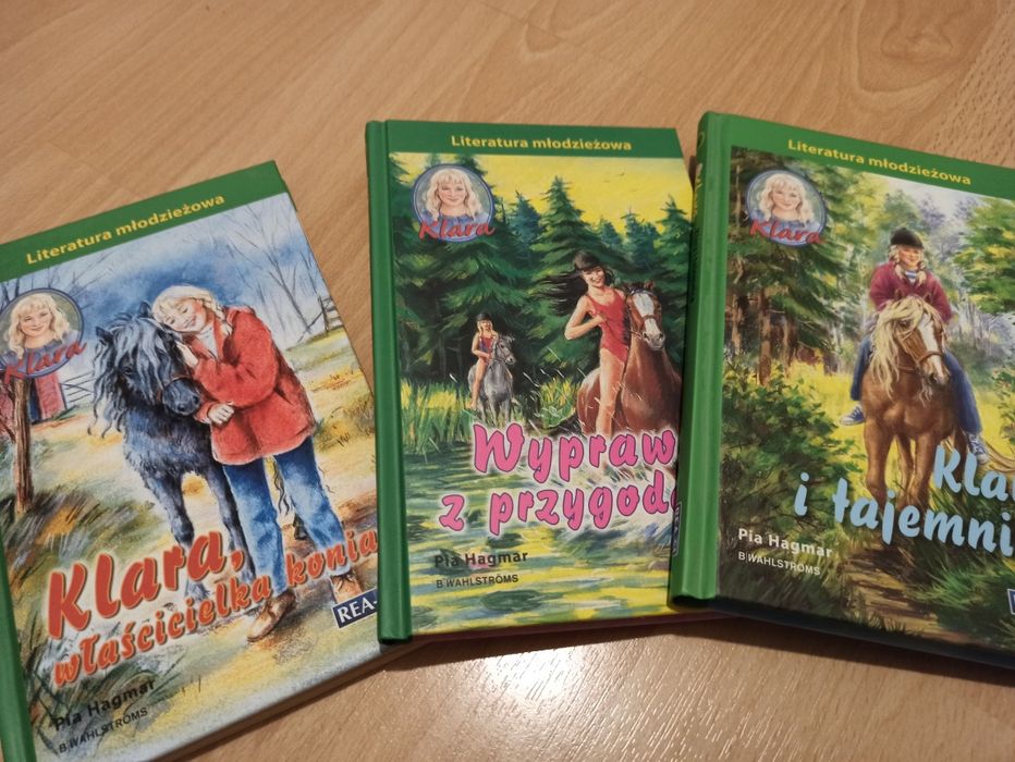 Trzy książki z serii Klara - literatura młodzieżowa