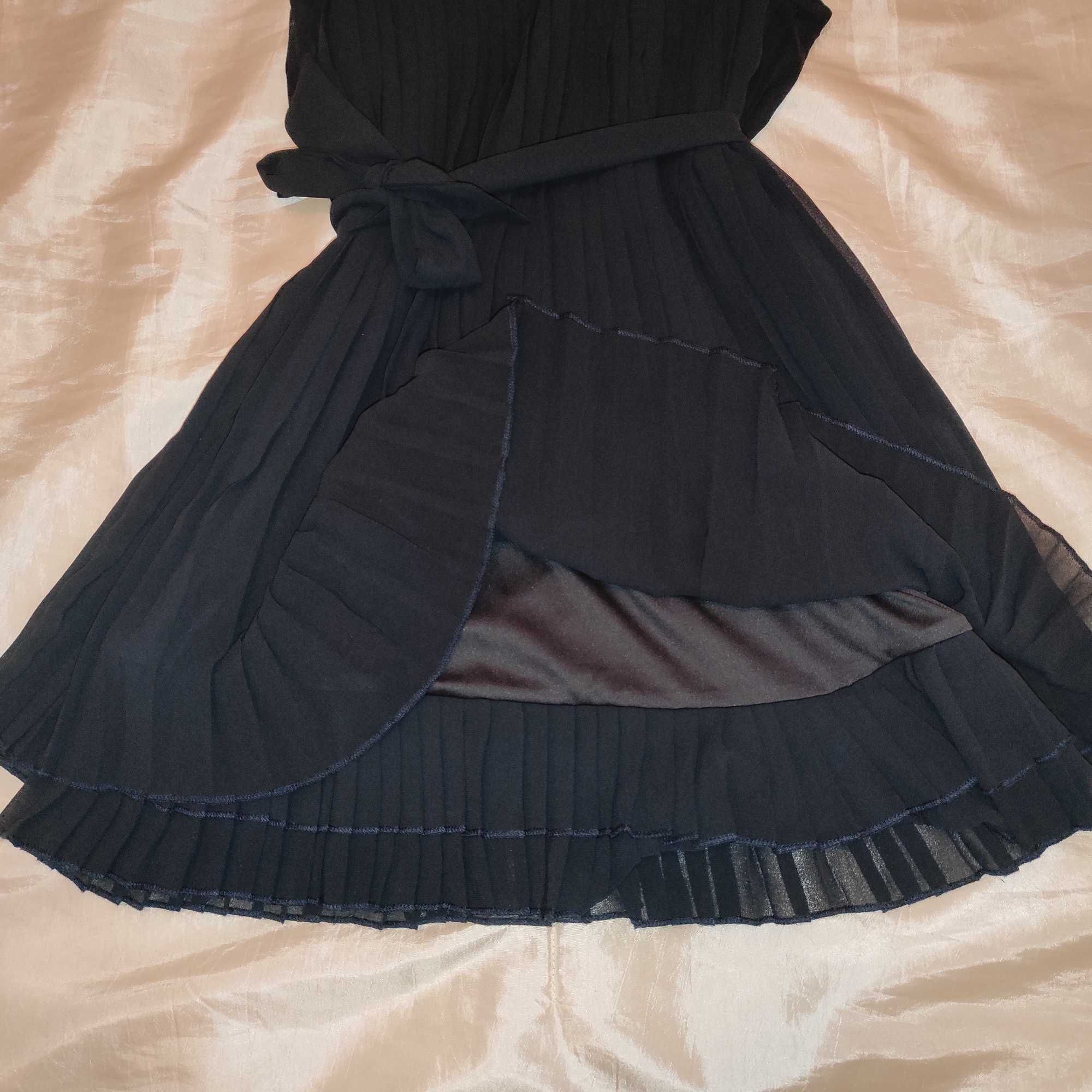 Plisowana sukienka galowa zakończenie roku szkolnego granat r 140