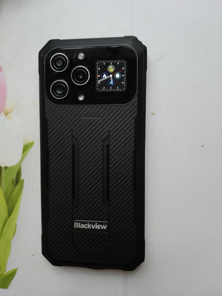 Blackview BL8000. Захищений тактичний смартфон з чохлом на ремінь.