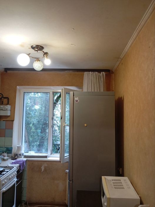 Продаж 2х кімнатної квартири на Молодіжному