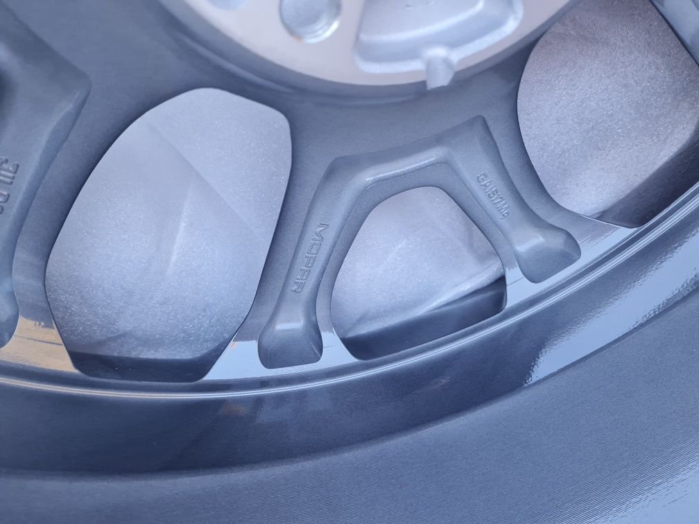 Felgi aluminiowe Mopar 20" Pacifica
