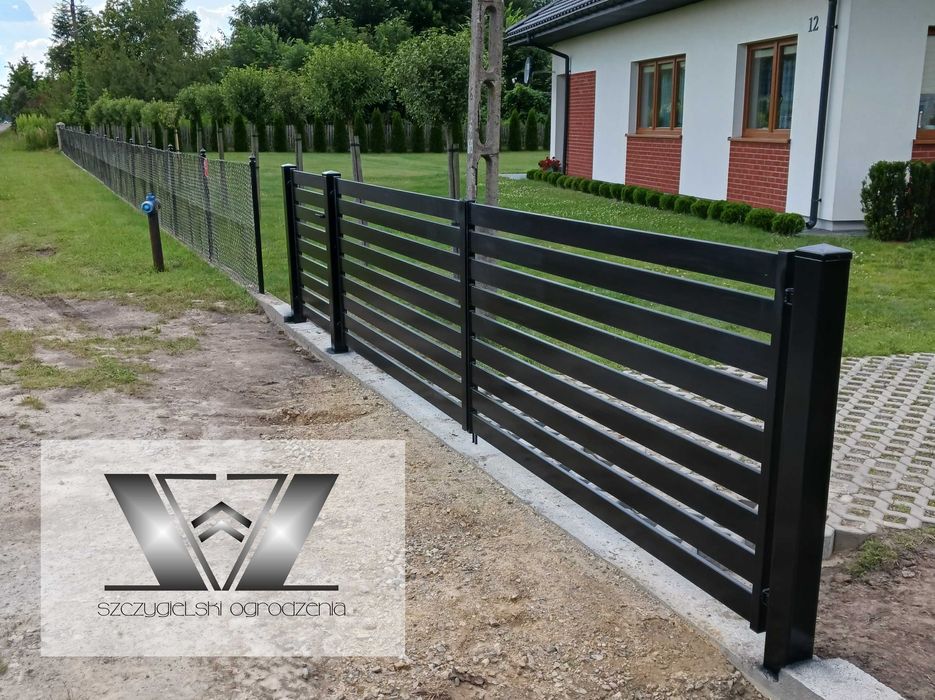 Brama wjazdowa dwuskrzydłowa panelowa palisadowa 1,45x4/100x20 czarna