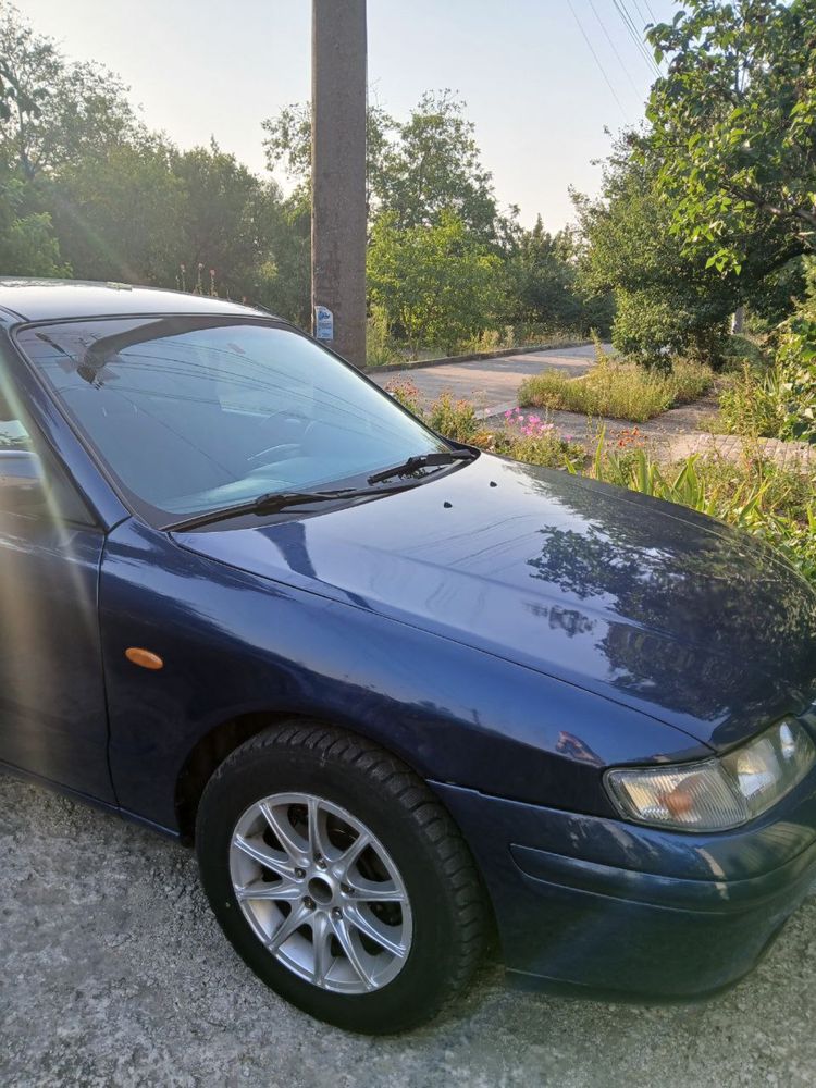 Mazda 626 1.8 бенз