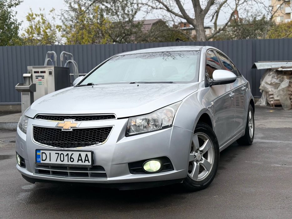 Chevrolet Cruze 1.8 з газом
