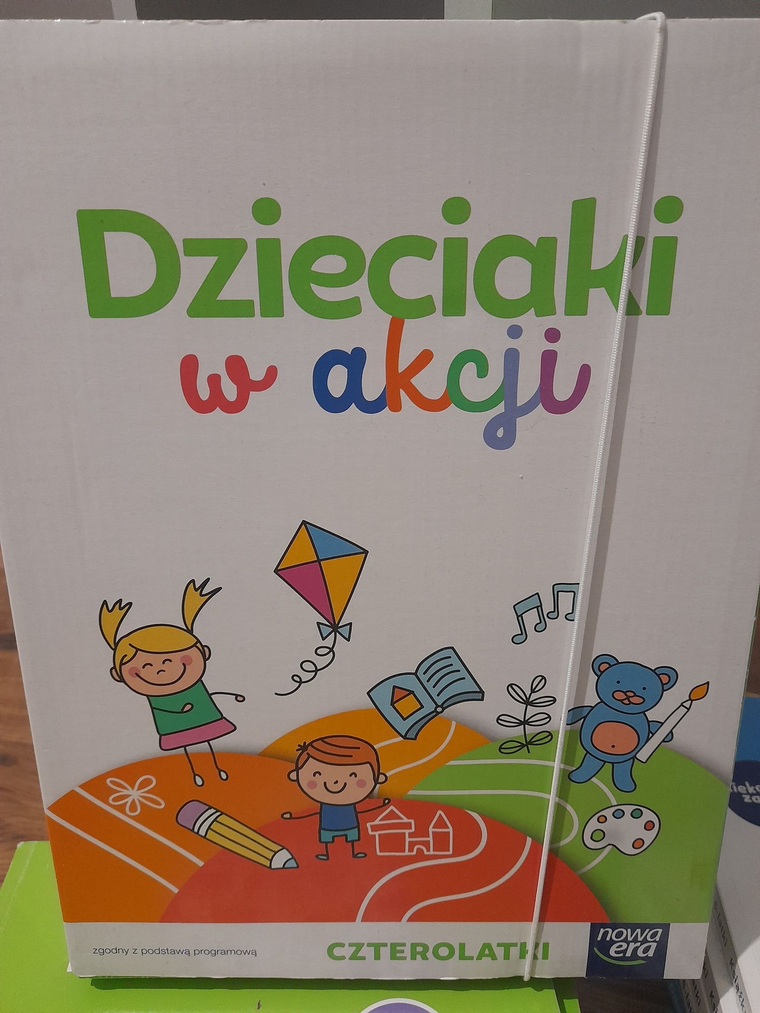 Dzieciaki w akcji czterolatki 4 latki Nowe Komplet Zestaw