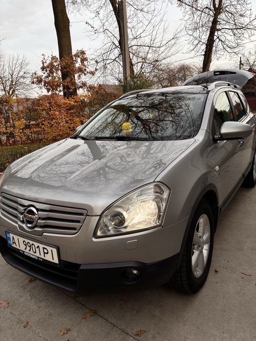 Продам Nisan Qashqai +2
