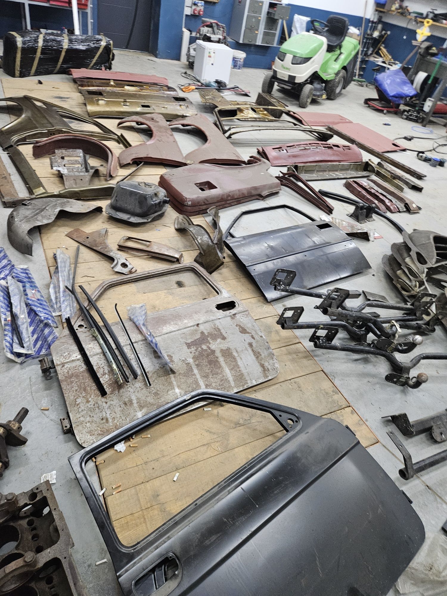 Części fiat 126p fiat 125p polonez drzwi pasy blotnik wzmocnienie nadk