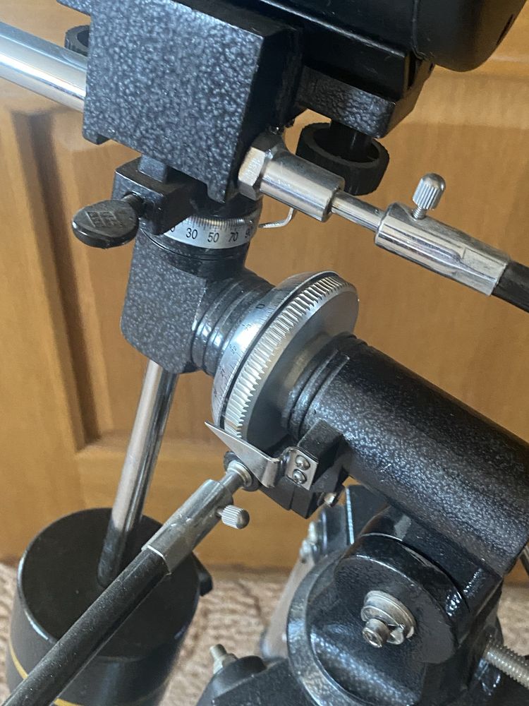 Телескоп Levenhuk Skyline PRO 90 MAK