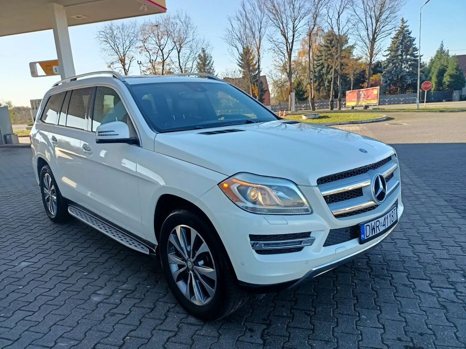 Mercedes-Benz GL 4.7 Benzyna / Biała Perła / 4-Matic / Brązowa Skóra / Okazja