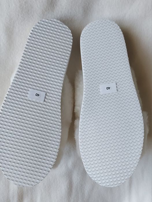 Nowe kapcie z naturalnej skóry owczej merynosa r.40