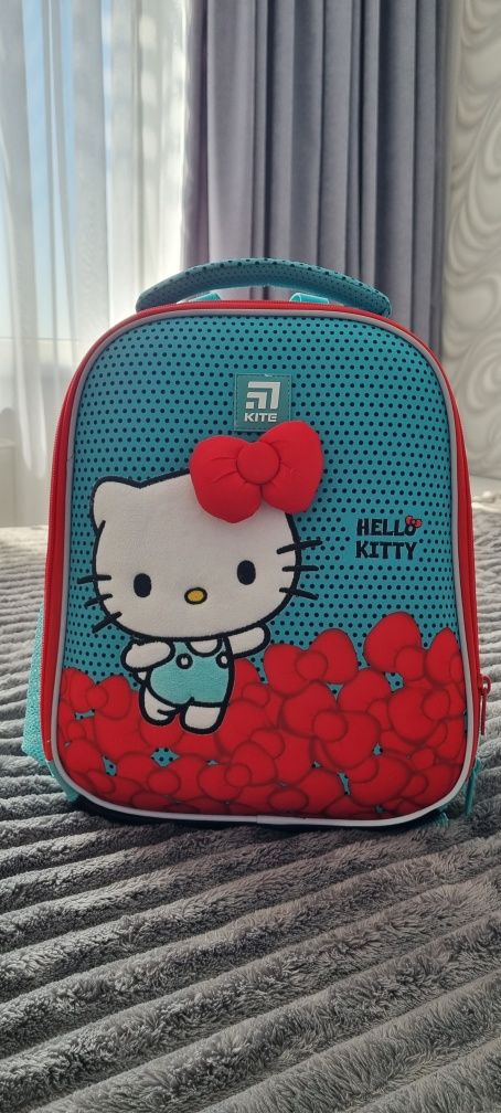 Лёгкий каркасный рюкзак Hello Kitty