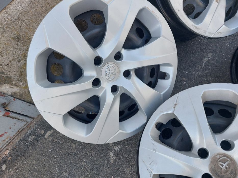 Ковпаки оригінальні Тойота  R17 Toyota RAV4