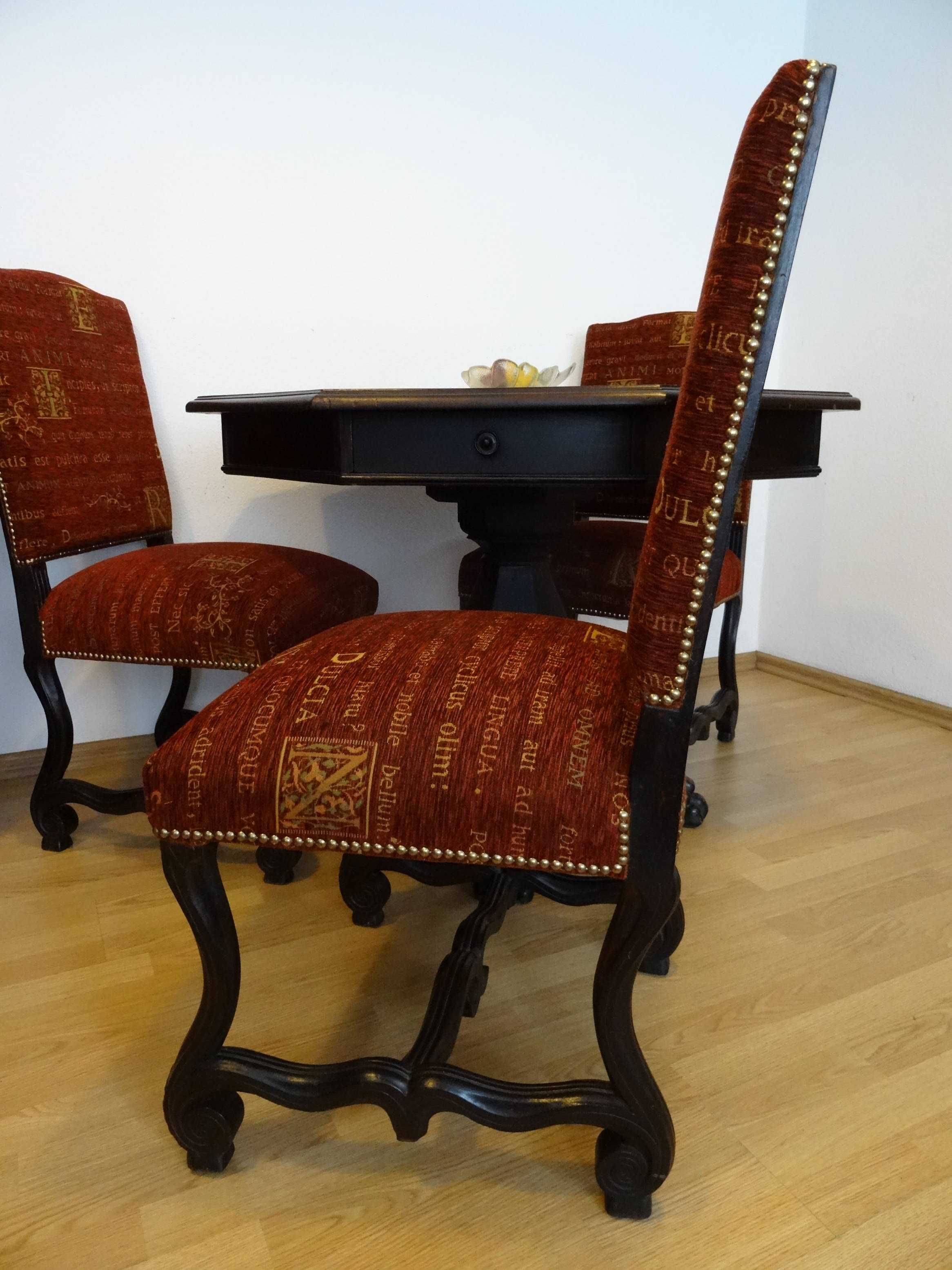 Stare krzesła tapicerowane