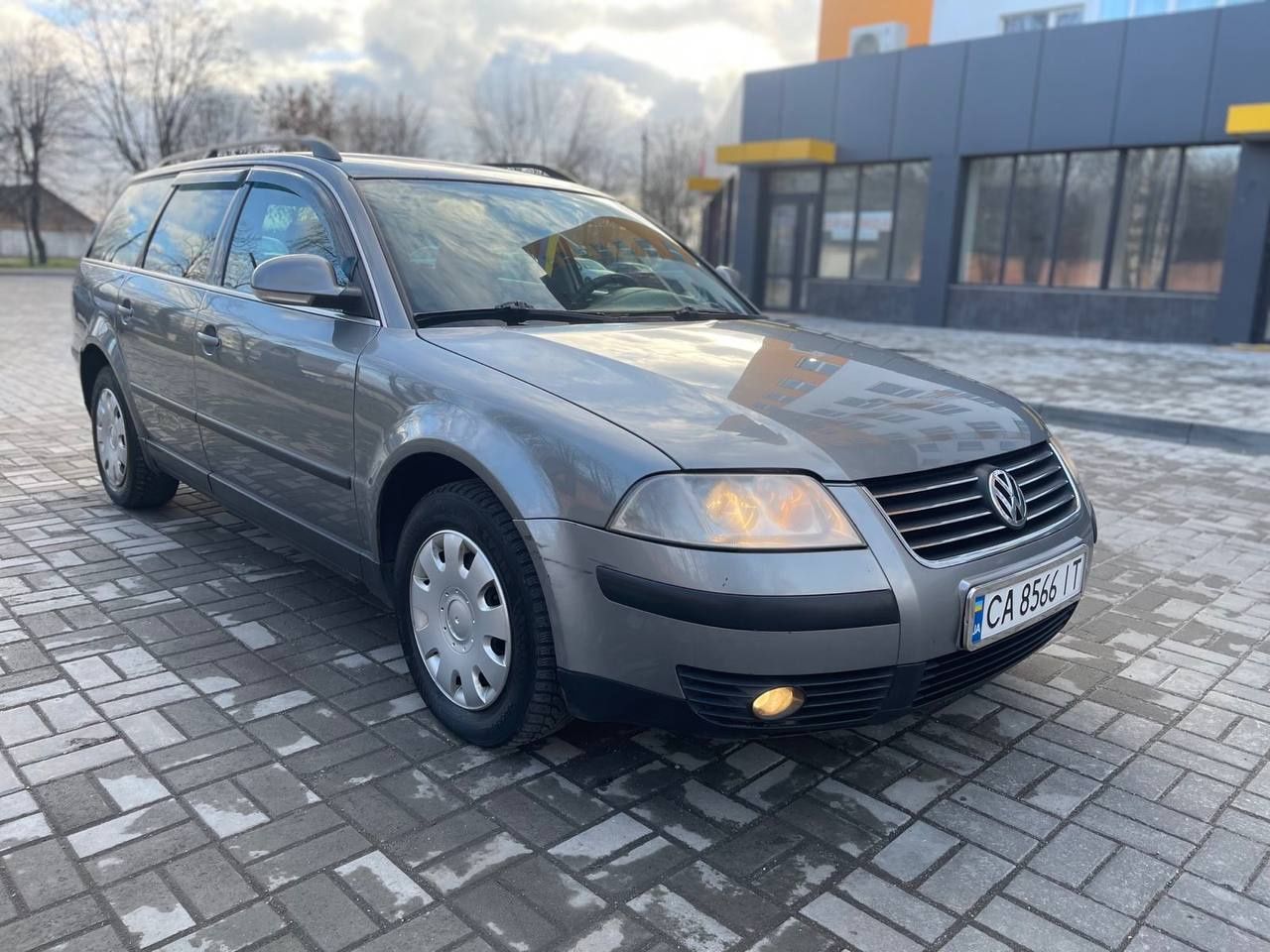 Volkswagen Passat 1.9 автомат 2004