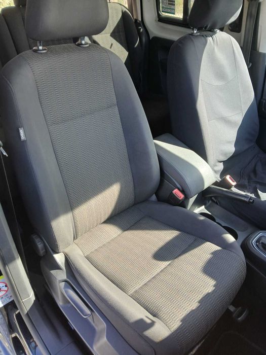 Taxi mobilidade reduzida com licença