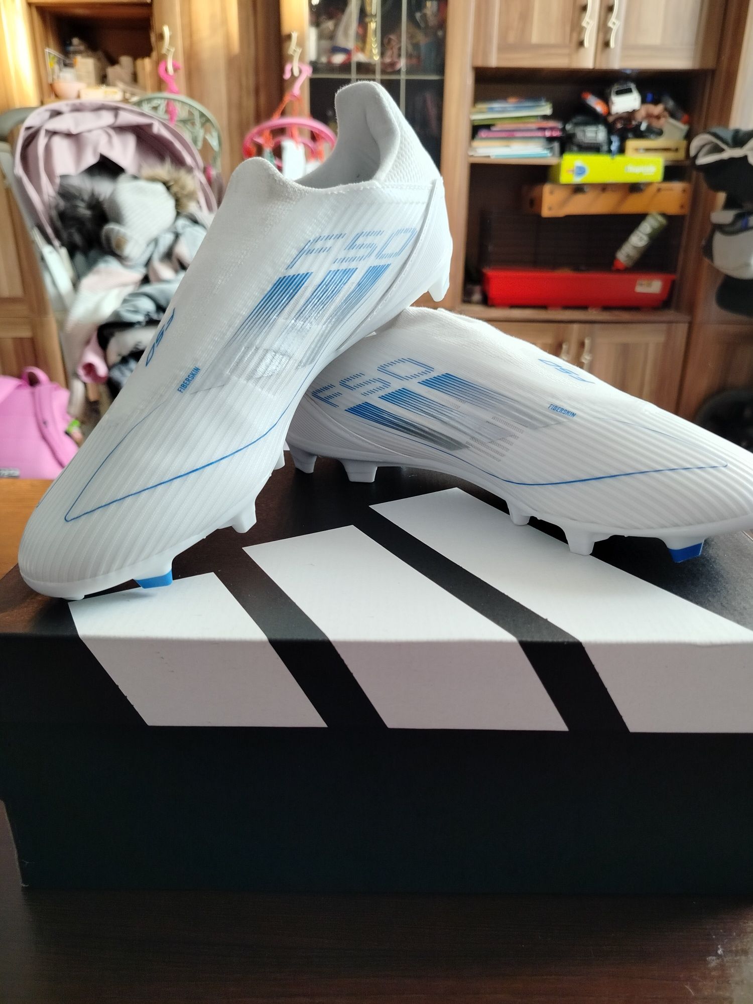 Adidas F50 League