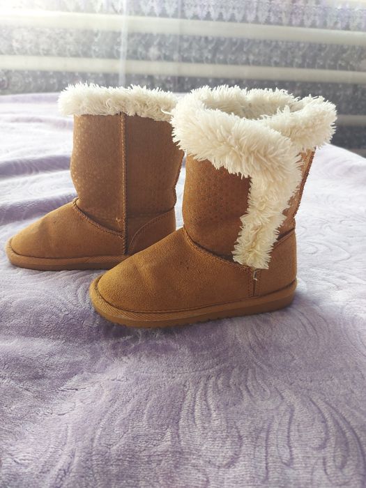 Уггі дитячі замшеві 27 розмір