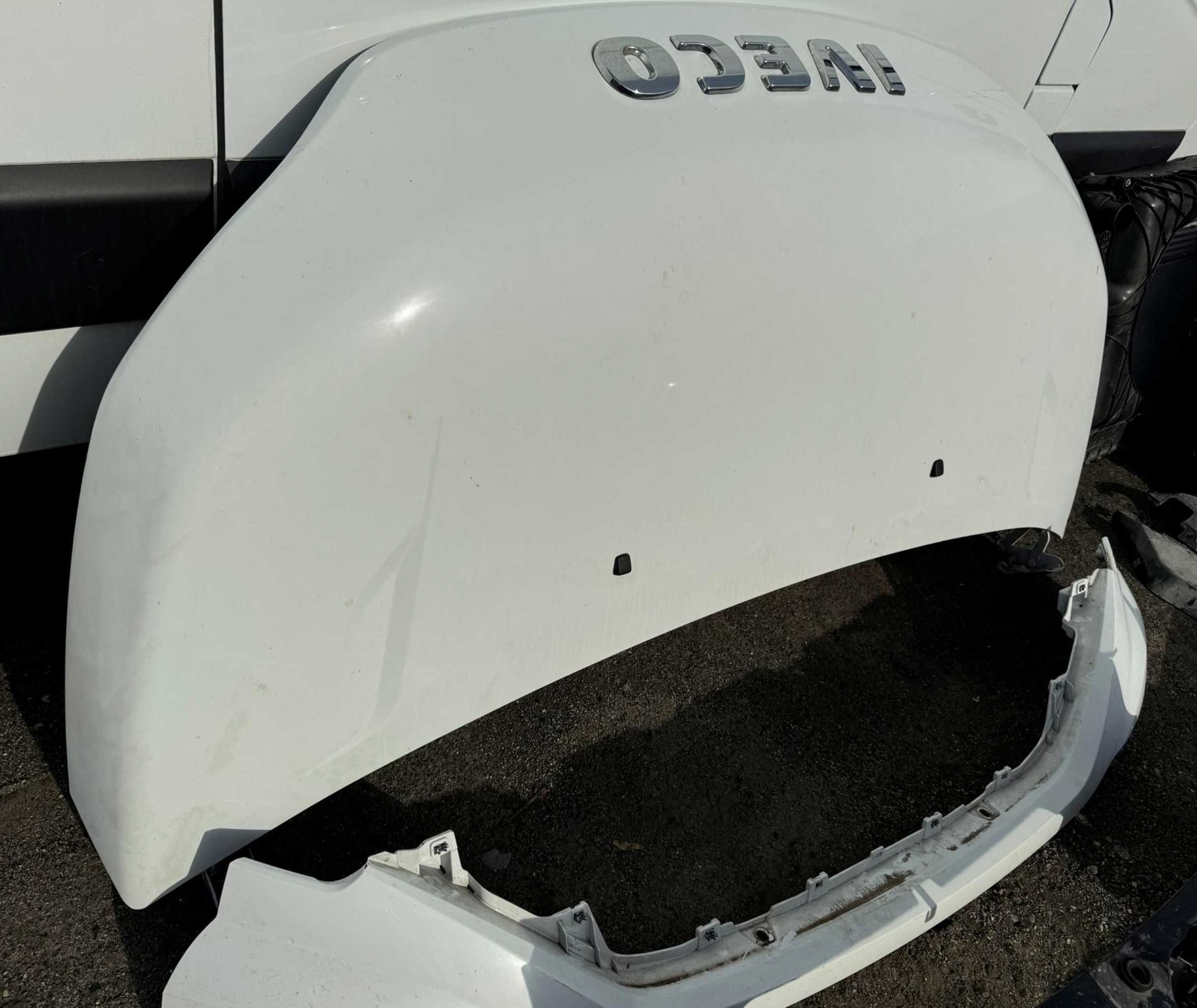 Бампер IVECO DAILY після 2019 2020 2021 2022 2023 2.3 3.0
