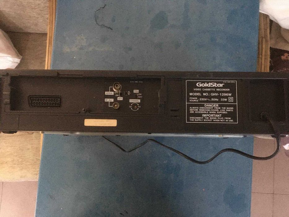 Видеомагнітофон Goldstar GHV-1296W
