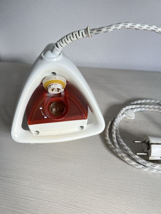 Праска Tefal (утюг)