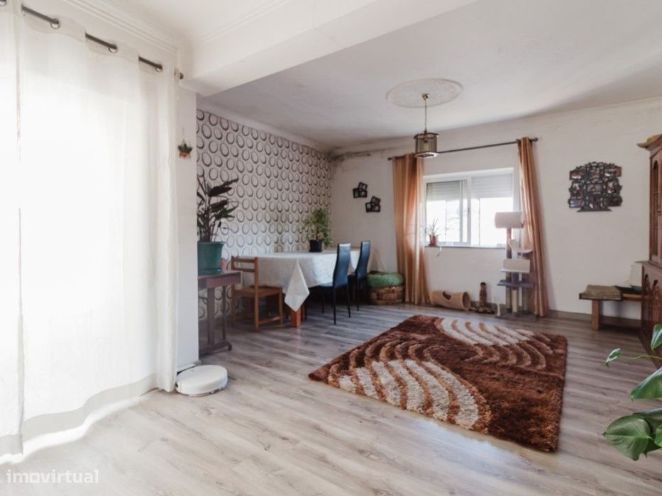 Apartamento T4 com garagem e espaço exterior em Ceira - Coimbra