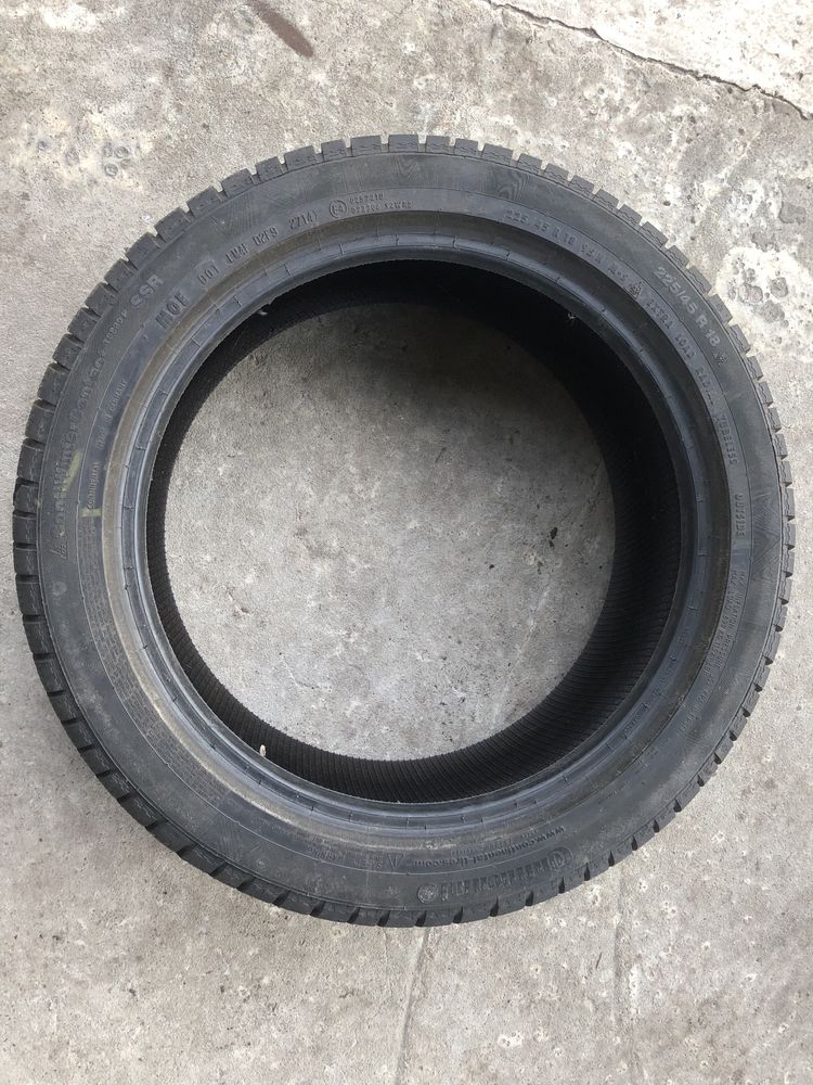 Зимова шина 225/45 R18 Continental ContiWinterContact TS830P