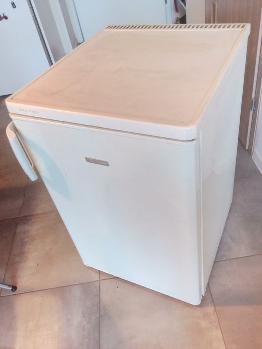 Lodówka Elektrolux 85cm