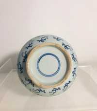 Vaso de porcelana chinesa antiga. Século 19. Antiguidade chinês