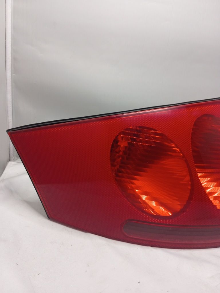 lampa tył tylna lewa Audi TT 8n