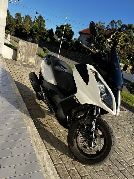 Moto kimco dowtown 300,  Abs- 2011