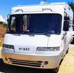 Rent Autocaravana Integral Hymer B644
