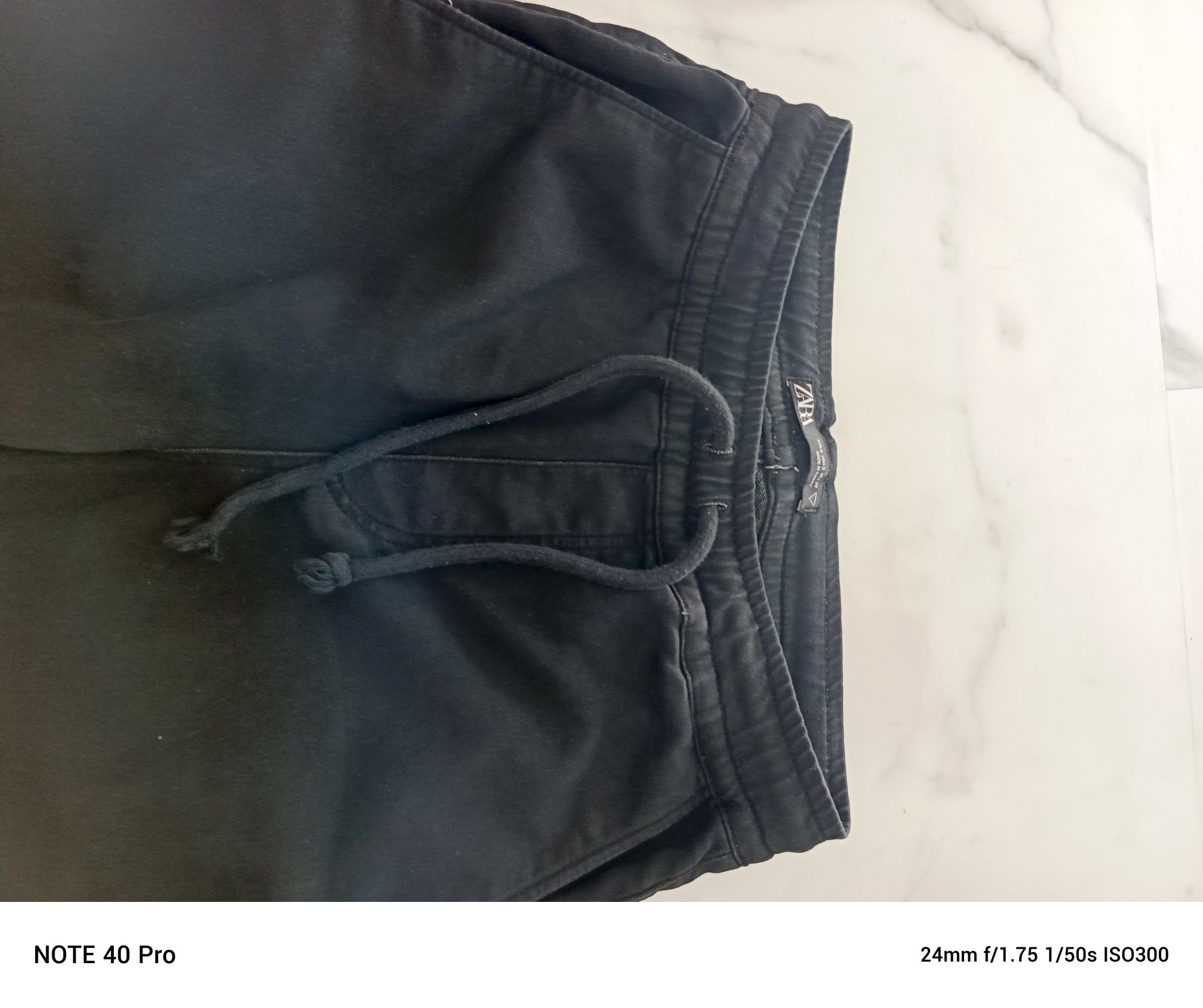 Joggery Zara s czarne