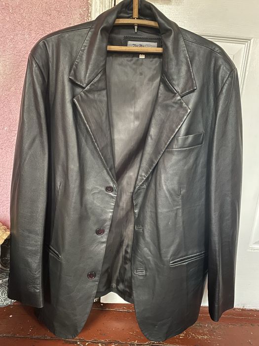 Кожаный пиджак