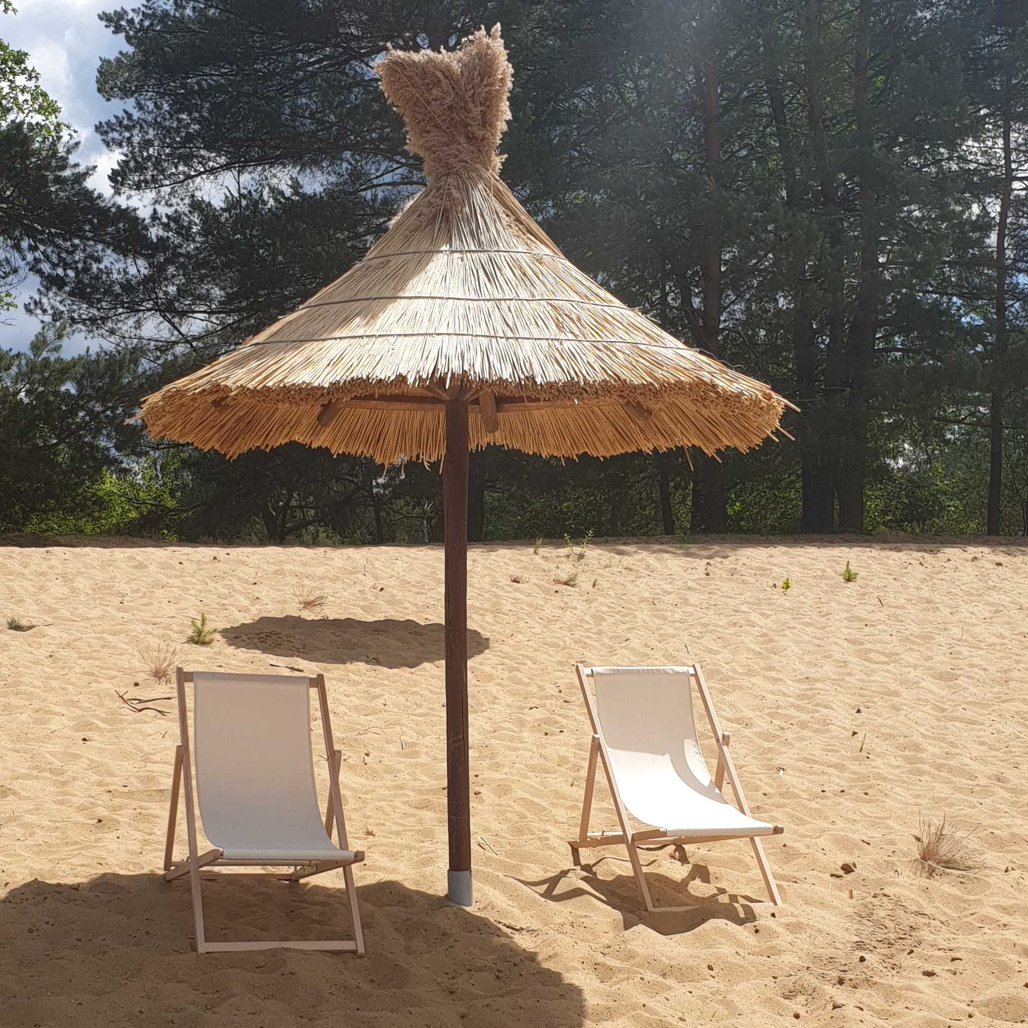 Parasol plażowy kryty trzciną (1380 netto)