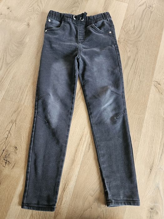 Spodnie jogger czarne 134