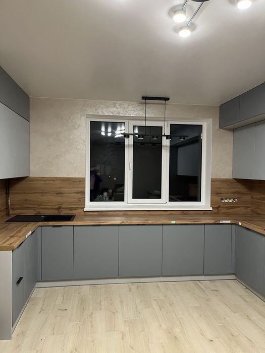 Кухни под заказ Кухні під замовлення