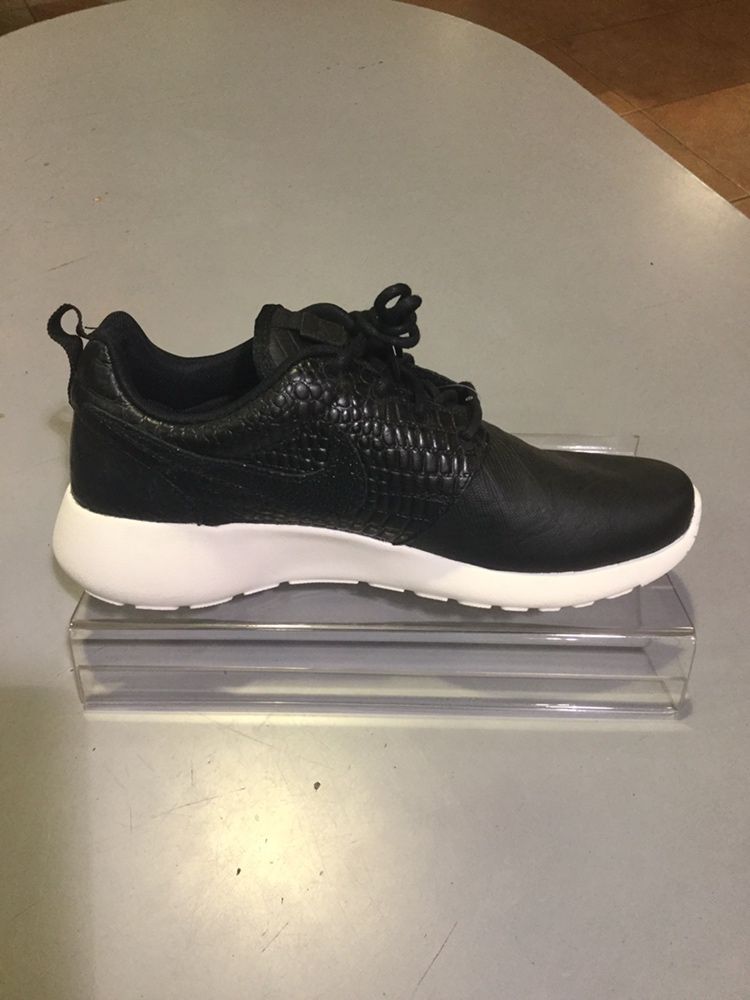 Obuwie damskie Nike ROSHE ONE rozmiar 39