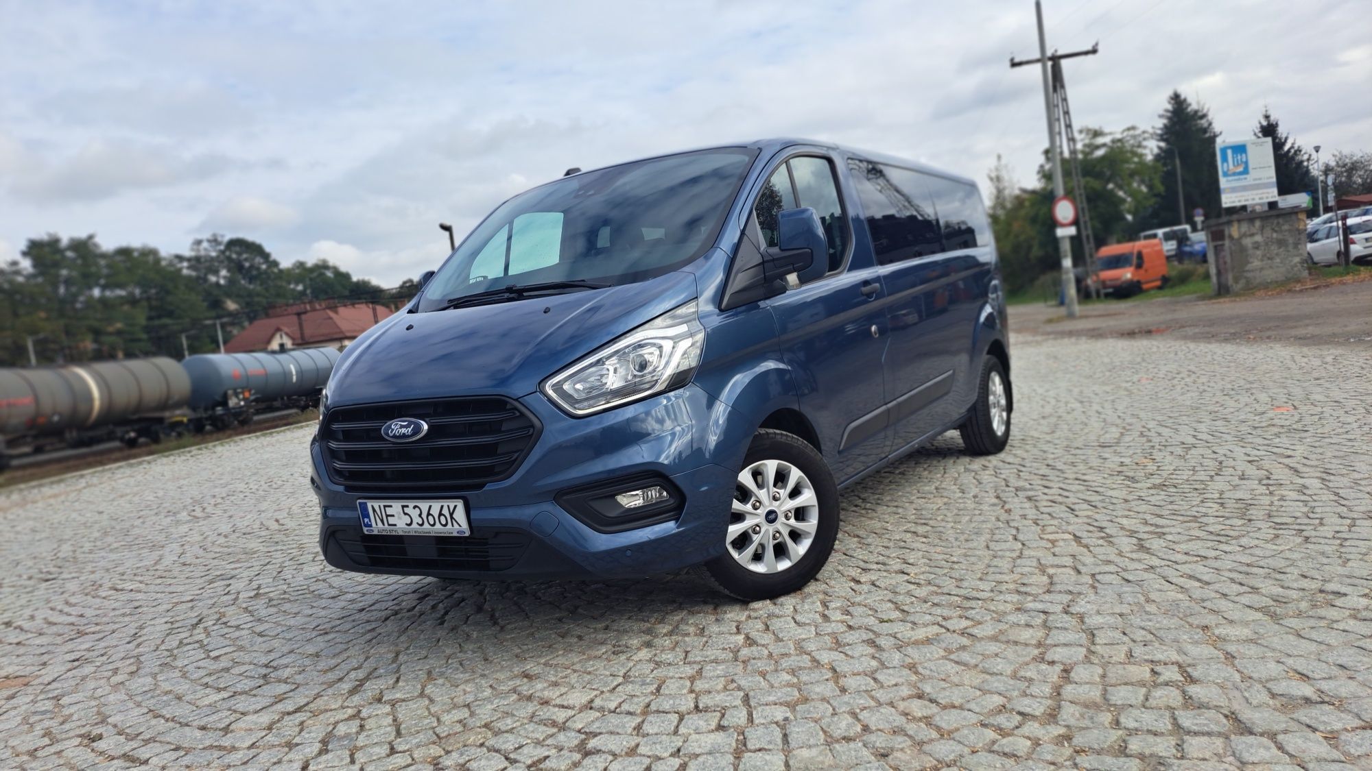 Wynajem busa 9cio osobowego